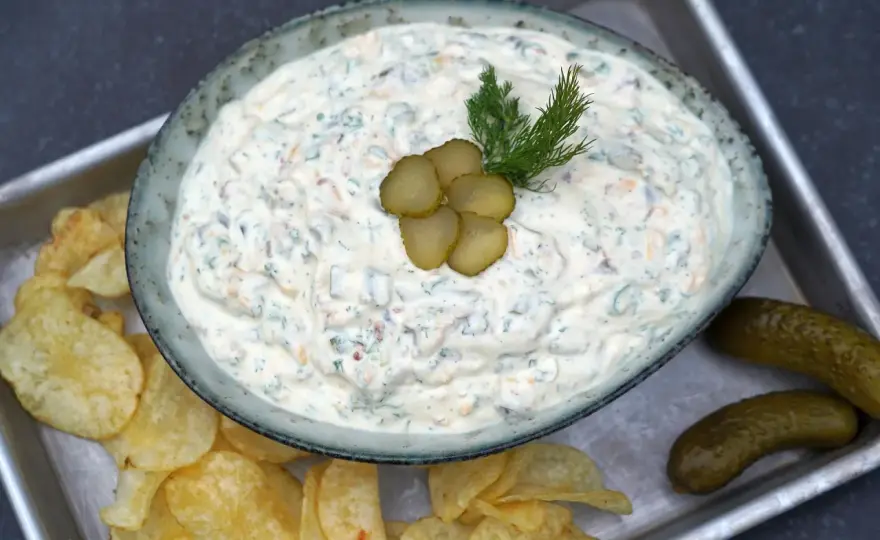 Blue-Cheese-Dip selber machen - cremig und würzig