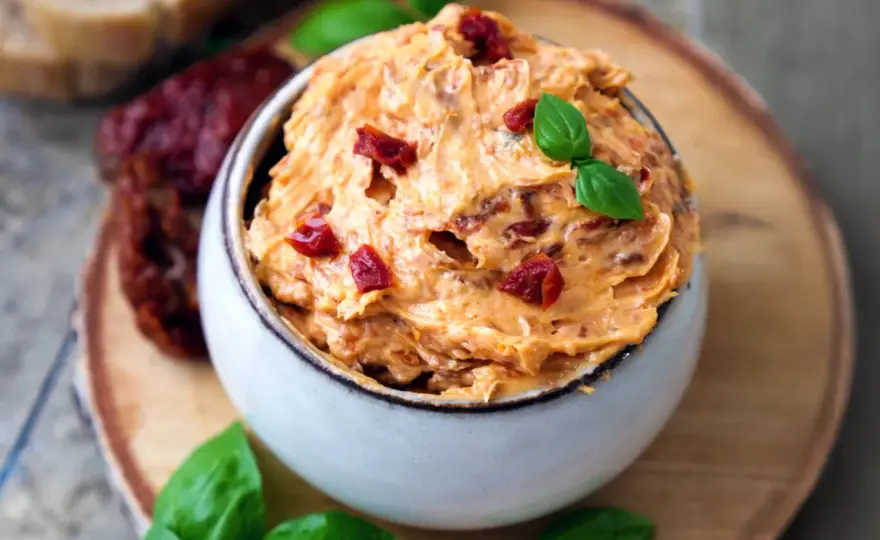 Tomatenbutter aus getrockneten Tomaten einfach selber machen
