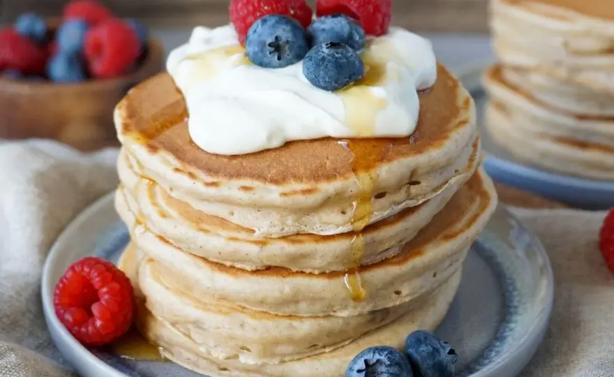 Bananen-Pancakes fürs Baby ohne Zucker - weich und sicher