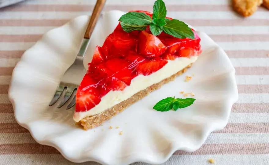 Kuchen ohne Backen mit Keksboden - 3 frische Varianten